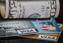 Czym jest historia kredytowa i co na nią wpływa?
